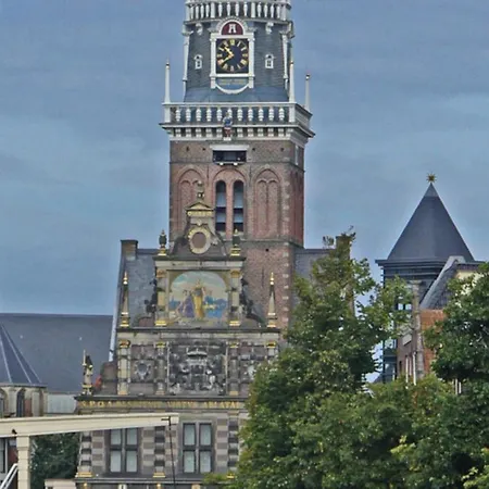 Hotelhuisje #b Dom wakacyjny