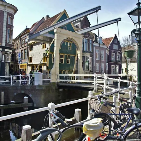 Hotelhuisje #b Dom wakacyjny