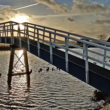 Hotelhuisje #b Σπίτι διακοπών Warmenhuizen