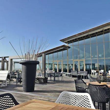 Hotelhuisje #b Dom wakacyjny Warmenhuizen