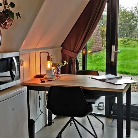 Hotelhuisje #b Semesterbostad